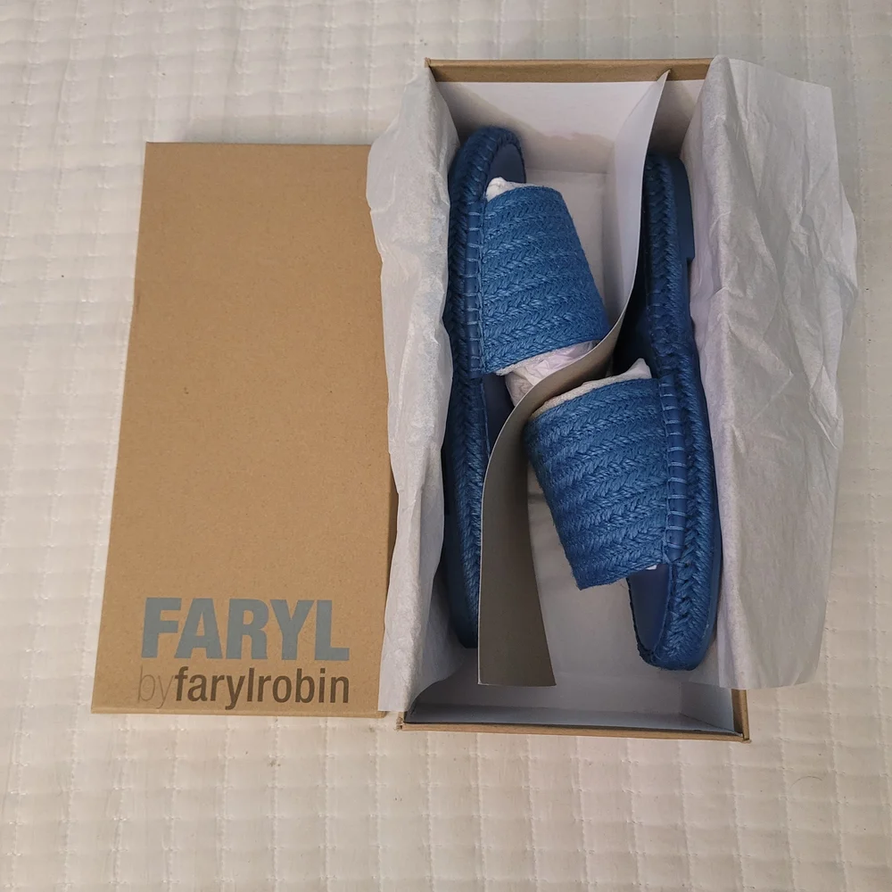 Farylrobin Blue Woven Slide Sandals - Picture 5 of 8